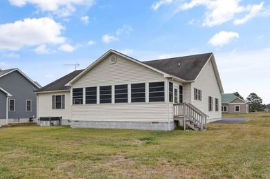 2/215 Well maintained Rancher overlooking the 8th Fairway - photo 36