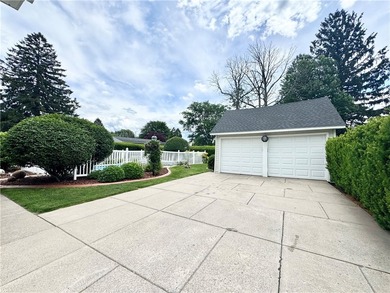 Welcome to this spacious and well-maintained home offering 1,814 - photo 45