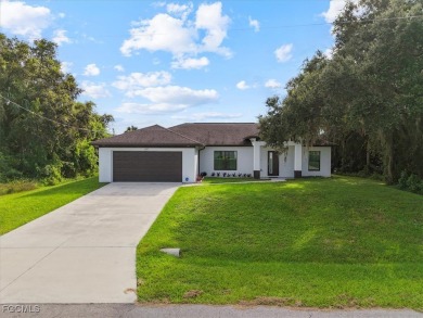 Lake Home For Sale in Labelle, Florida