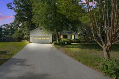 PRICED BELOW APPRAISAL!!! Beautiful, well-kept, 3br 2ba 1-story - photo 2