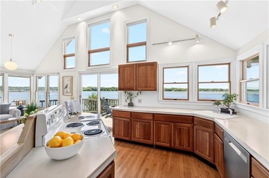Wake up to sparkling water views, launch your kayak from the - photo 8