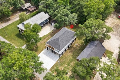 Beautiful Home with Waccamaw River Views Welcome to 5022 Pitch - photo 9