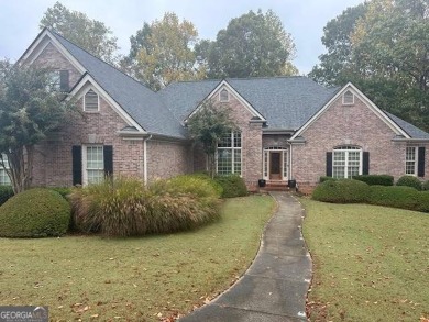 Lake Lanier Home For Sale in Flowery Branch Georgia