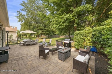 Wonderful curb appeal on this rarely found 3 bedroom, 3 bath - photo 33