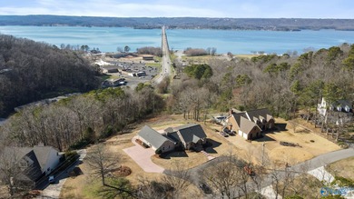 If you're looking for a water view home that's been recently - photo 50