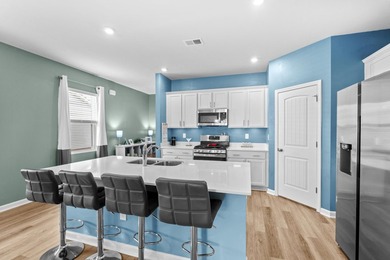 LIKE NEW CONSTRUCTION, 3 SPACIOUS BEDROOMS & A FLEX ROOM - photo 8