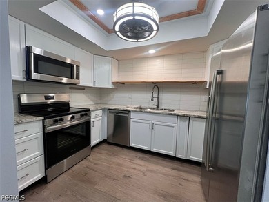 Welcome to this beautifully updated condo in the heart of Cape - photo 1