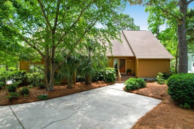 Lake Home Sale Pending in Mount Pleasant, South Carolina