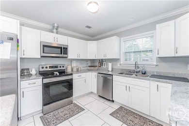 Almost 3000 Square feet in the heart of Savannah! This home is - photo 12