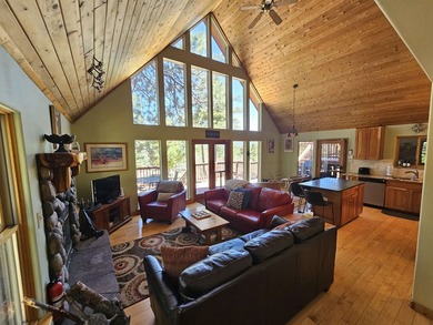 This home has a lot to offer! The main house is a comfortable - photo 5