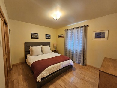 This home has a lot to offer! The main house is a comfortable - photo 9