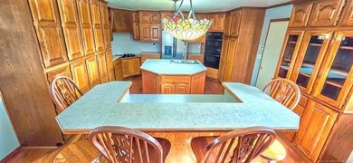 HOME SWEET HOME-JUST MINUTES FROM THE LAKE! Discover the perfect - photo 22
