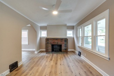 Move-in ready with extensive updates! New windows, flooring - photo 5