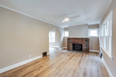 Move-in ready with extensive updates! New windows, flooring - photo 6