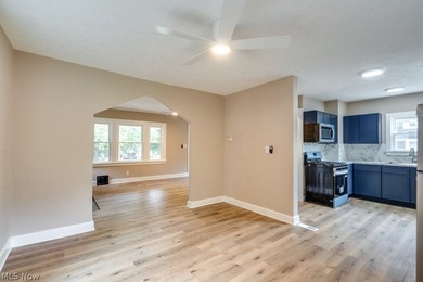 Move-in ready with extensive updates! New windows, flooring - photo 9