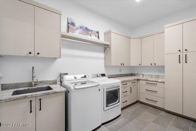 Experience this Beautiful Architecturally Refined Mountain - photo 30