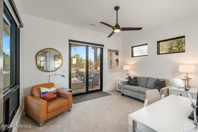 Experience this Beautiful Architecturally Refined Mountain - photo 34