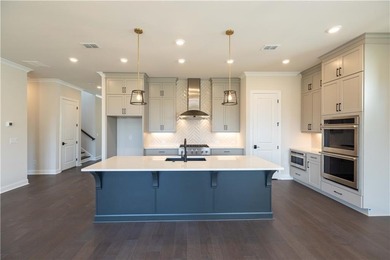 Lake Lanier Home For Sale in Cumming Georgia