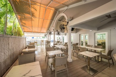 Completely remodeled from top to bottom, this turnkey restaurant - photo 6