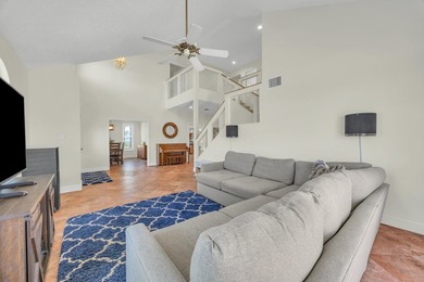 Beautiful CBS pool home on 4.4 acres in the highly sought-after - photo 7