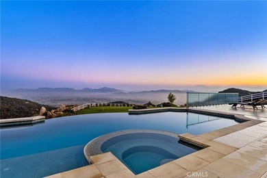 Set across an extraordinary 21 acres, you'll find the - photo 2