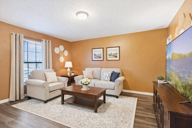 Virtually Staged. Welcome Home to Tavares!
Filled with warmth - photo 3