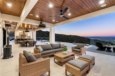 Set across an extraordinary 21 acres, you'll find the - photo 10