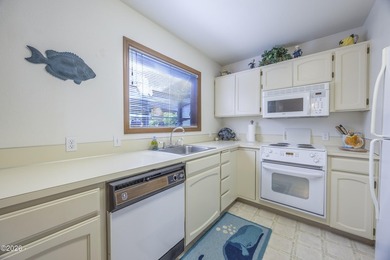 Coastal retreat where you will be able ti enjoy the Coastal - photo 16