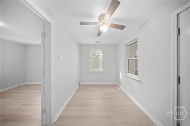 Back on Market at no fault to the seller! RENOVATED & UNIQUE! - photo 20