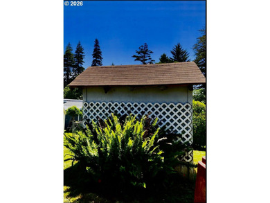 Welcome to this charming home, tucked into a peaceful community - photo 26