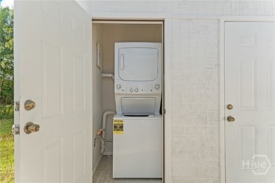 Back on Market at no fault to the seller! RENOVATED & UNIQUE! - photo 32