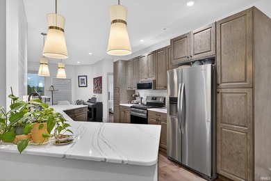 Experience modern living in this beautifully designed - photo 4