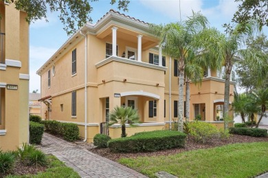 Lake Townhome/Townhouse For Sale in Orlando, Florida