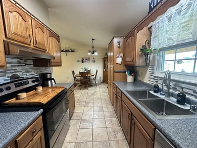 Looking for a beautiful home and room for cars, boats, atvs and - photo 13