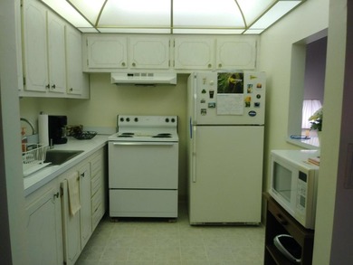 This unit facing South, always has a fresh breeze opening the - photo 17