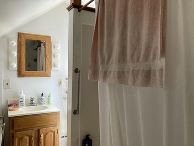 Charming 1900's farmhouse with beautiful acreage leading to - photo 19