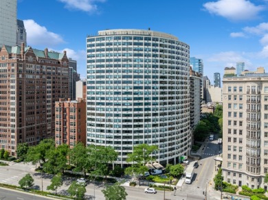 Lake Home For Sale in Chicago, Illinois