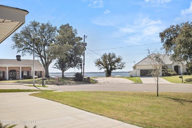 Waterfront living in one of Biloxi's most desirable and peaceful - photo 26