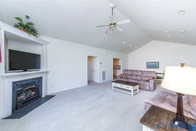 Welcome to easy, low-maintenance living in The Bluffs at Bell - photo 7