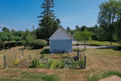 Charming 1900's farmhouse with beautiful acreage leading to - photo 47