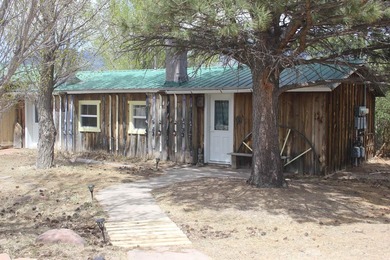 The iconic Pepper Sauce Camp is on the market! The main building - photo 5