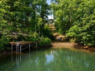 Like New, Lake Views, Deep Water Boat Slip in a Gated Community - photo 29