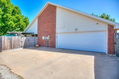 Located at 5511 Fairway Drive in Bentwood Country Club, San - photo 29