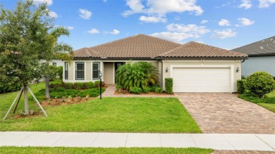 (private lake, pond, creek) Home For Sale in Bradenton Florida