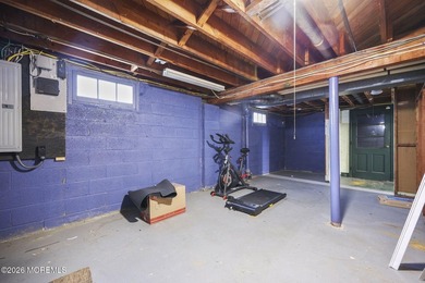 Welcome to this beautifully maintained 4-bedroom, 2.5-bath Cape - photo 31
