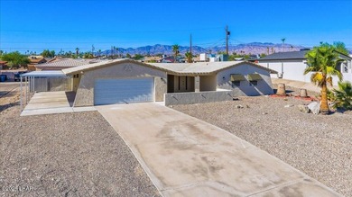 Just remodeled and move-in ready! This beautifully updated pool - photo 46