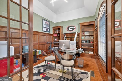 Stunning golf course estate in sought-after Lane Creek - photo 9