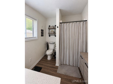 Welcome home to this beautifully maintained, move-in ready ranch - photo 8