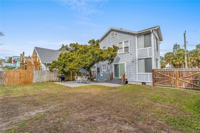 Charming duplex, steps from the World's Most Famous Beach! This - photo 9