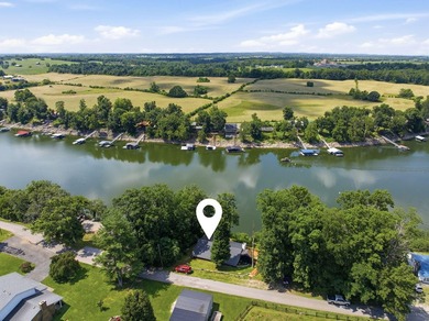 Wake up to breathtaking panoramic views of Herrington Lake from - photo 4